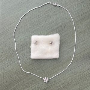 Avon Silver Tone Floral Necklace & Earring Set